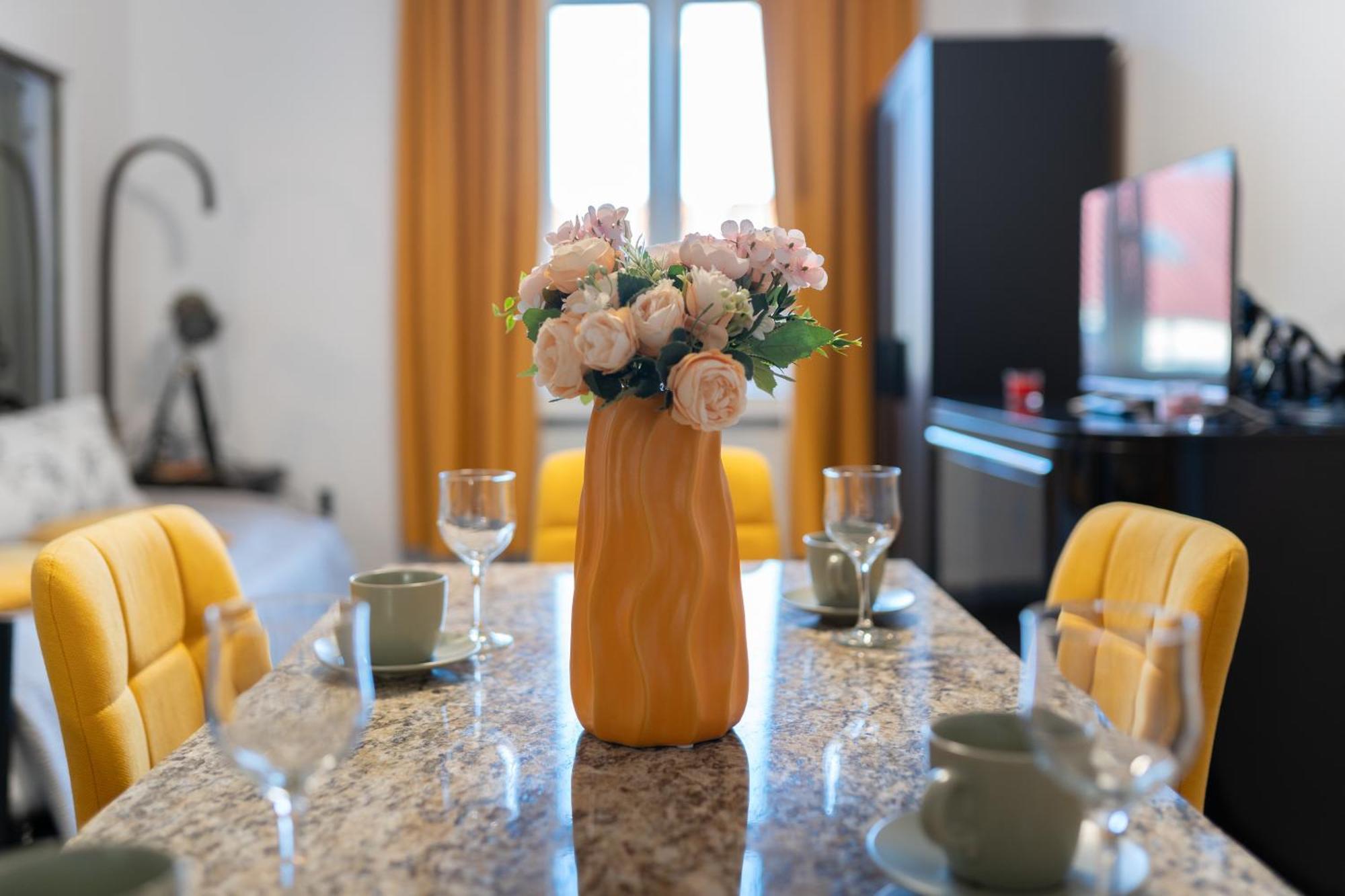 فيلا Noble 5 Star House In Unirii Plaza كلوج-نابوكا المظهر الخارجي الصورة